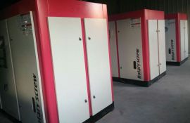 压缩空气水份太多，对螺杆空压机很不好-[广西意朗]